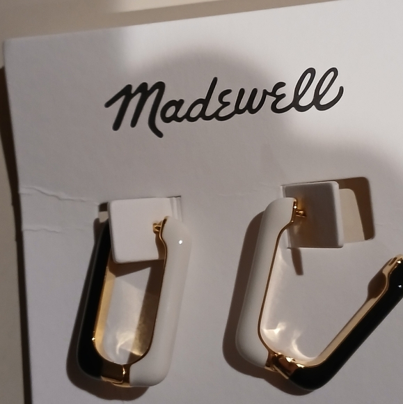 ๐โค๏ธMadewellโค๏ธ Beautiful Antique Cream Colorblock Hoop Earrings โค๏ธ๐ - Picture 3 of 7